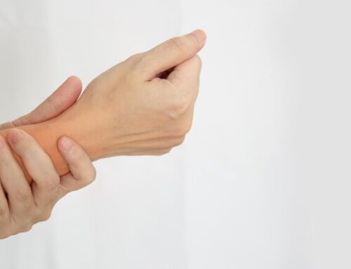 7 Most Common Hand & Wrist Injuries & Prevention Tips